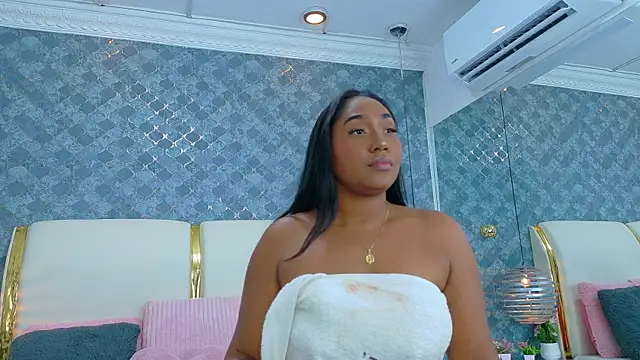 NaiomyLanes online show from April 2026 12:54:02 PM