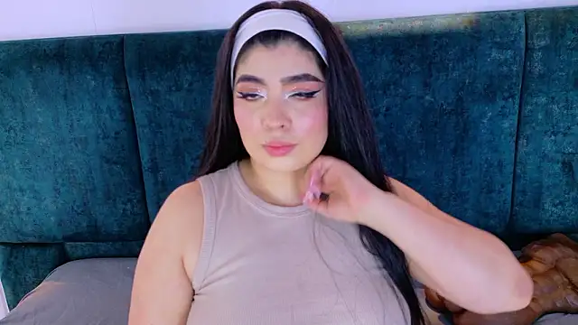 AgathaLynx online show from February 2026 10:38:01 AM