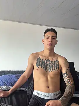 aliensexy online show from June 2026 07:50:01 PM