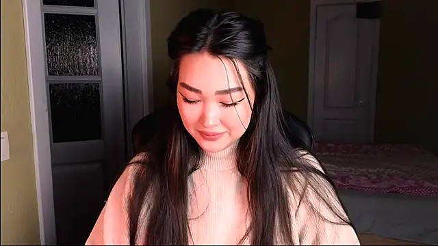 Snapshot of Erica_Wayne chatting on January 2025 02:19:01 PM Erica Wayne online show from January 2025 02:19:01 PM