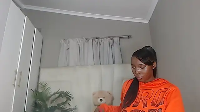 naughtyblackdolie online show from February 2026 03:02:01 AM