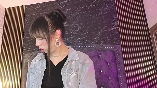 diosagolden online show from November 2025 08:32:01 PM