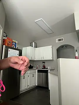 juicyyy323 online show from January 2025 11:29:01 PM