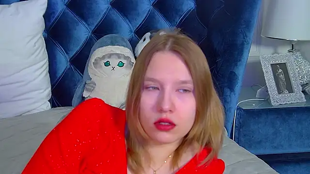 LiliLinn online show from March 2026 04:29:01 AM