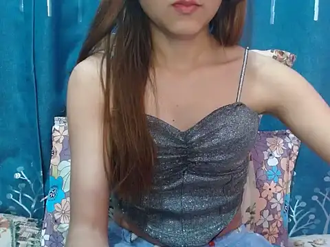 Snapshot of silky_milky chatting on January 2025 08:23:02 PM silky milky online show from January 2025 08:23:02 PM