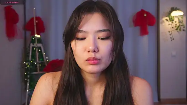 Snapshot of EmmaFisherf chatting on January 2025 04:07:01 PM EmmaFisherf online show from January 2025 04:07:01 PM