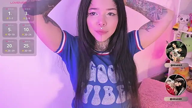 NinaInk online show from December 2025 12:32:01 PM