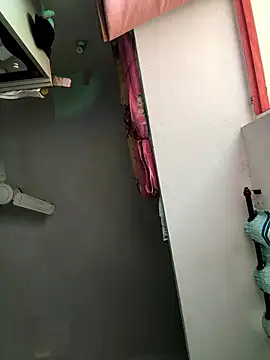 wildboy simon online show from January 2026 11:15:01 AM