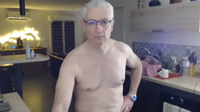 Snapshot of Goduleur69 chatting on February 2025 11:59:02 PM Goduleur69 online show from February 2025 11:59:02 PM