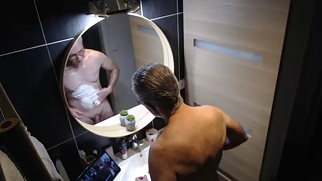 Snapshot of Goduleur69 chatting on February 2025 07:28:02 PM Goduleur69 online show from February 2025 07:28:02 PM