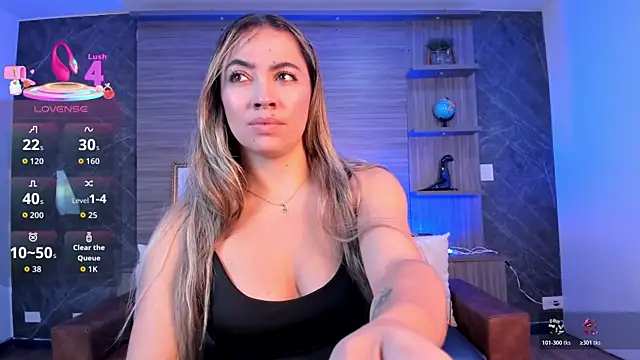 Snapshot of Alessia_Taylorr chatting on November 2025 12:40:02 PM Alessia Taylorr online show from November 2025 12:40:02 PM