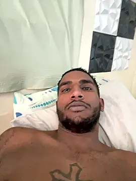 Snapshot of Indiazinhax chatting on January 2026 03:16:01 PM Indiazinhax online show from January 2026 03:16:01 PM