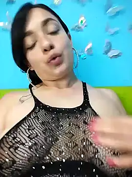 Snapshot of evelyn_prince1 chatting on September 2025 01:33:01 PM evelyn prince1 online show from September 2025 01:33:01 PM