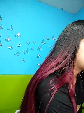 Snapshot of evelyn_prince1 chatting on November 2025 10:14:01 AM evelyn prince1 online show from November 2025 10:14:01 AM