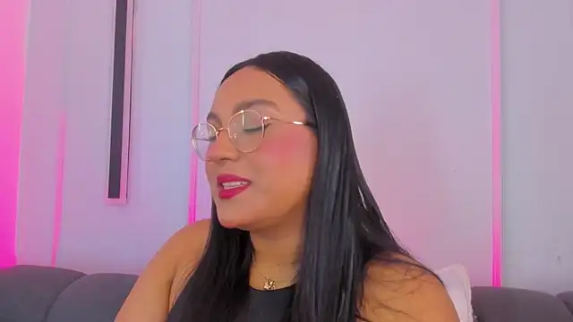 Snapshot of ellamontoya chatting on December 2025 12:36:02 PM ellamontoya online show from December 2025 12:36:02 PM