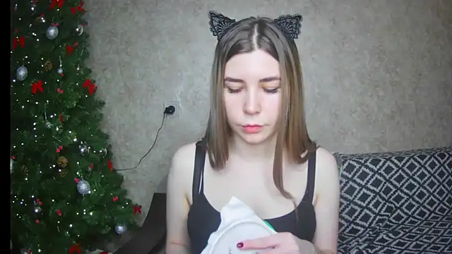 ElllaNuar online show from January 2025 04:43:01 AM