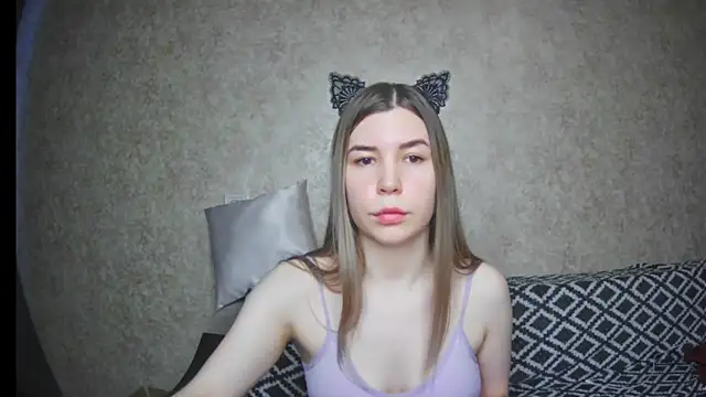 ElllaNuar online show from February 2025 06:51:02 AM