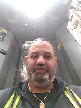 Snapshot of your_man85 chatting on December 2024 11:17:01 AM your man85 online show from December 2024 11:17:01 AM