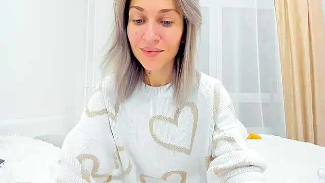 Snapshot of Mona_Cruz chatting on February 2025 08:25:01 PM Mona Cruz online show from February 2025 08:25:01 PM