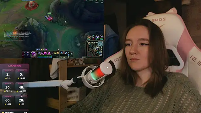 MoonlishSiren online show from April 2026 08:09:02 PM