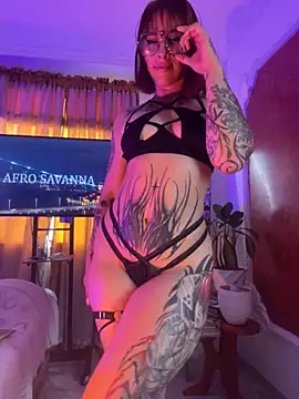 Snapshot of ValenGray chatting on November 2025 12:48:02 PM ValenGray online show from November 2025 12:48:02 PM