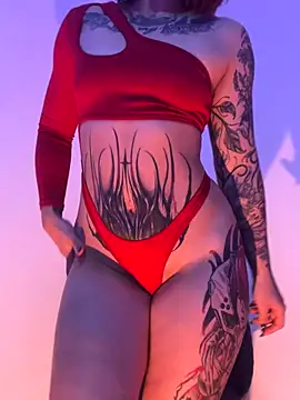 Snapshot of ValenGray chatting on November 2025 01:00:01 PM ValenGray online show from November 2025 01:00:01 PM