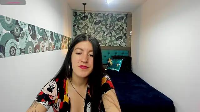 LiaCooper  online show from January 2025 12:30:01 PM
