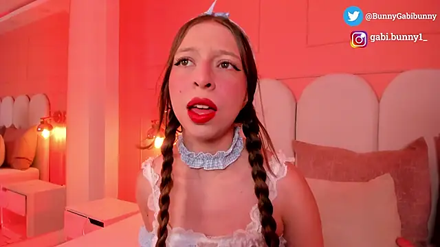 Snapshot of gabi_bunny chatting on October 2025 10:25:02 PM gabi bunny online show from October 2025 10:25:02 PM