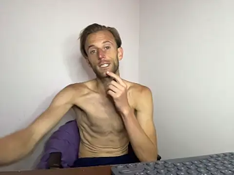 Snapshot of aquilesmade chatting on October 2025 03:14:02 PM aquilesmade online show from October 2025 03:14:02 PM