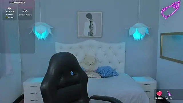 Lisa7 7 online show from October 2025 06:52:01 PM