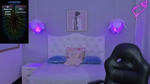 Lisa7 7 online show from November 2025 07:04:02 PM