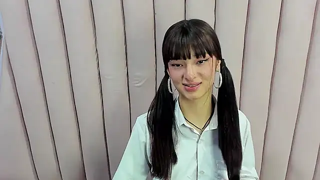 Aurora 18 online show from January 2025 08:42:01 PM