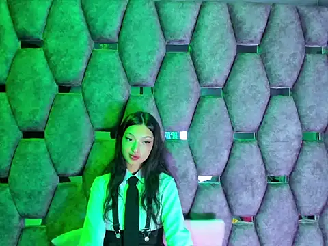 Snapshot of Aurora_18 chatting on January 2026 02:41:02 PM Aurora 18 online show from January 2026 02:41:02 PM