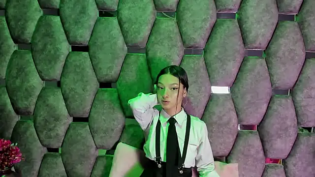 Snapshot of Aurora_18 chatting on January 2026 02:43:02 PM Aurora 18 online show from January 2026 02:43:02 PM