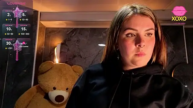 Paula b  online show from March 2026 01:00:01 AM