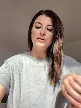 Mia-Minou online show from March 2026 01:59:01 PM