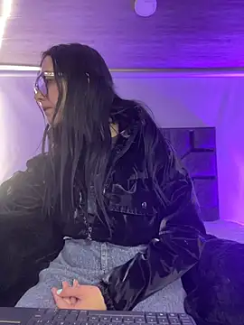 Isabella 21x online show from July 2026 12:42:02 PM