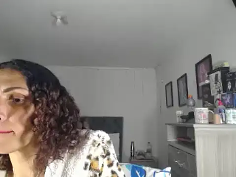 Snapshot of Corina_hot chatting on December 2024 04:47:02 AM Corina hot online show from December 2024 04:47:02 AM