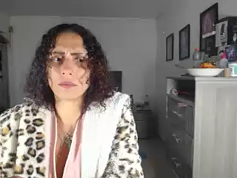 Snapshot of Corina_hot chatting on December 2024 04:48:02 AM Corina hot online show from December 2024 04:48:02 AM