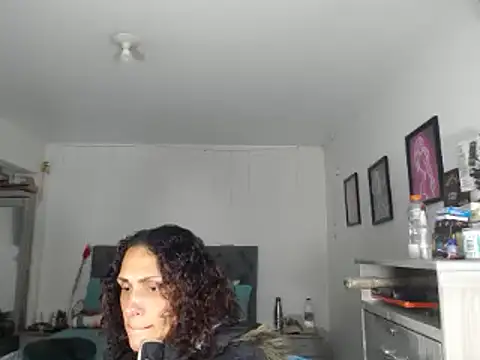 Snapshot of Corina_hot chatting on January 2025 01:31:02 AM Corina hot online show from January 2025 01:31:02 AM