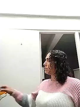 Snapshot of Corina_hot chatting on January 2025 08:53:02 PM Corina hot online show from January 2025 08:53:02 PM