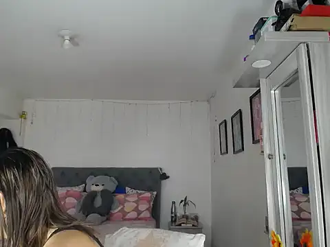 Snapshot of Corina_hot chatting on September 2025 08:34:01 PM Corina hot online show from September 2025 08:34:01 PM