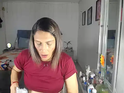 Snapshot of Corina_hot chatting on October 2025 07:56:02 PM Corina hot online show from October 2025 07:56:02 PM