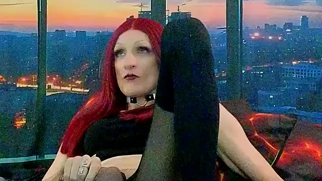 Snapshot of LuvNuk chatting on May 2026 05:59:01 AM LuvNuk online show from May 2026 05:59:01 AM
