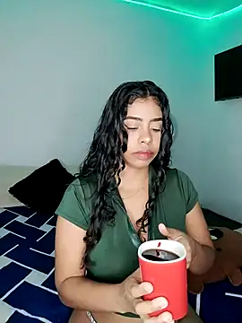 Fanny Klean online show from February 2026 03:35:01 AM