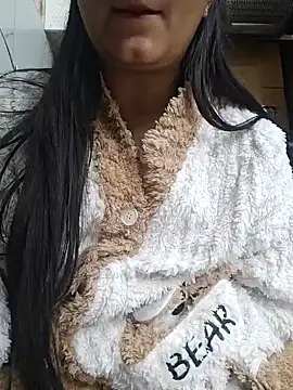 Manpreet kaur21 online show from December 2024 02:59:02 PM