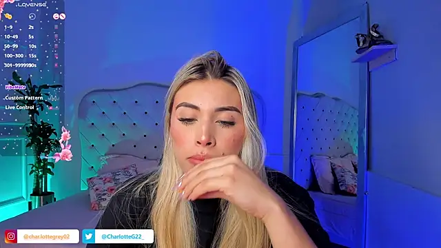 charlotte  grey online show from March 2025 07:49:02 PM