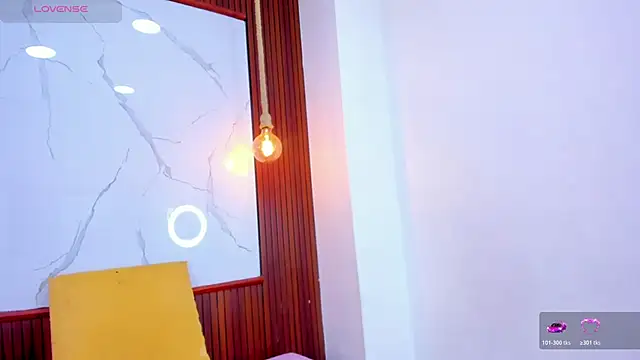 Mia thompson 19 online show from April 2026 07:18:02 PM