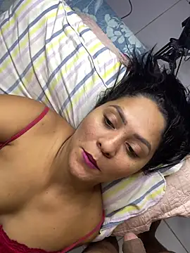 mayemarc online show from November 2025 09:50:01 PM