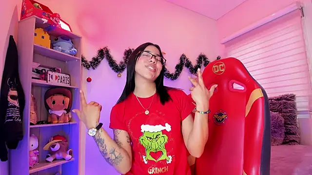 madelyn rose  online show from December 2024 08:53:01 PM